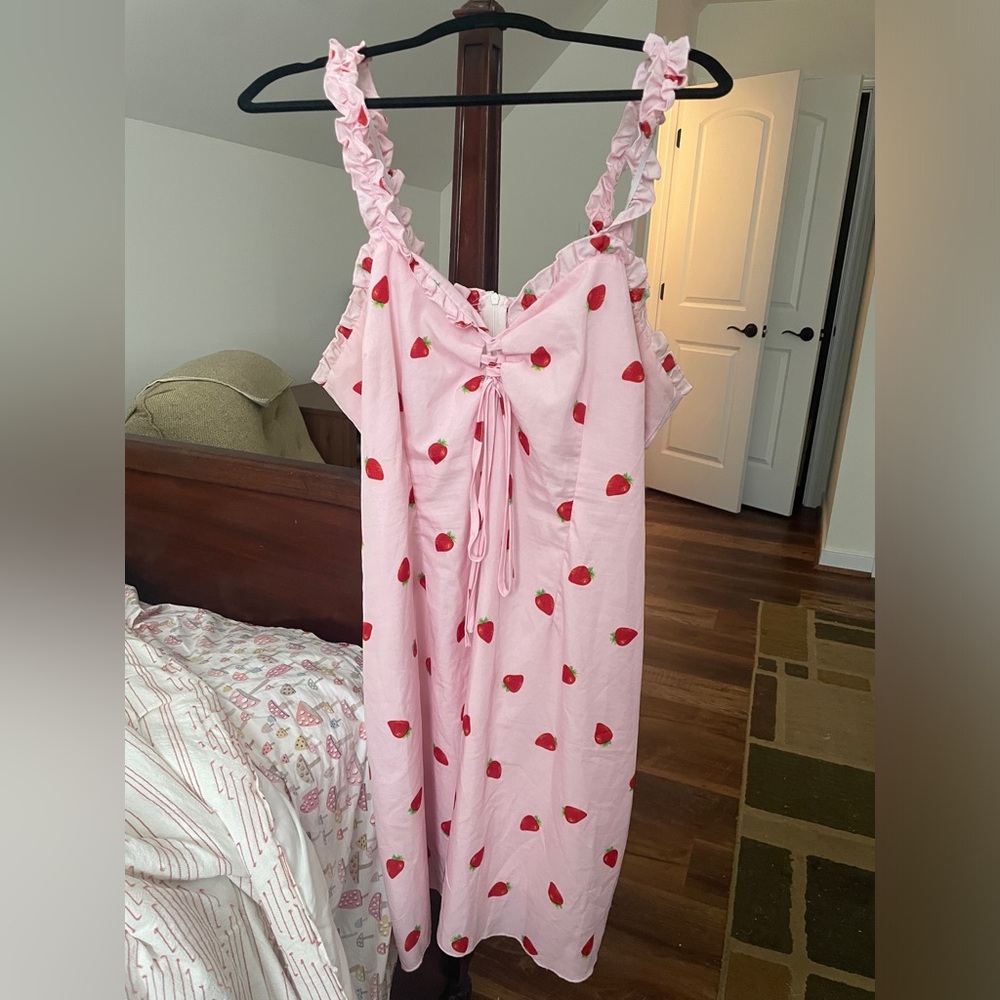 SHEIN Lace Up Strawberry Cami Dress
